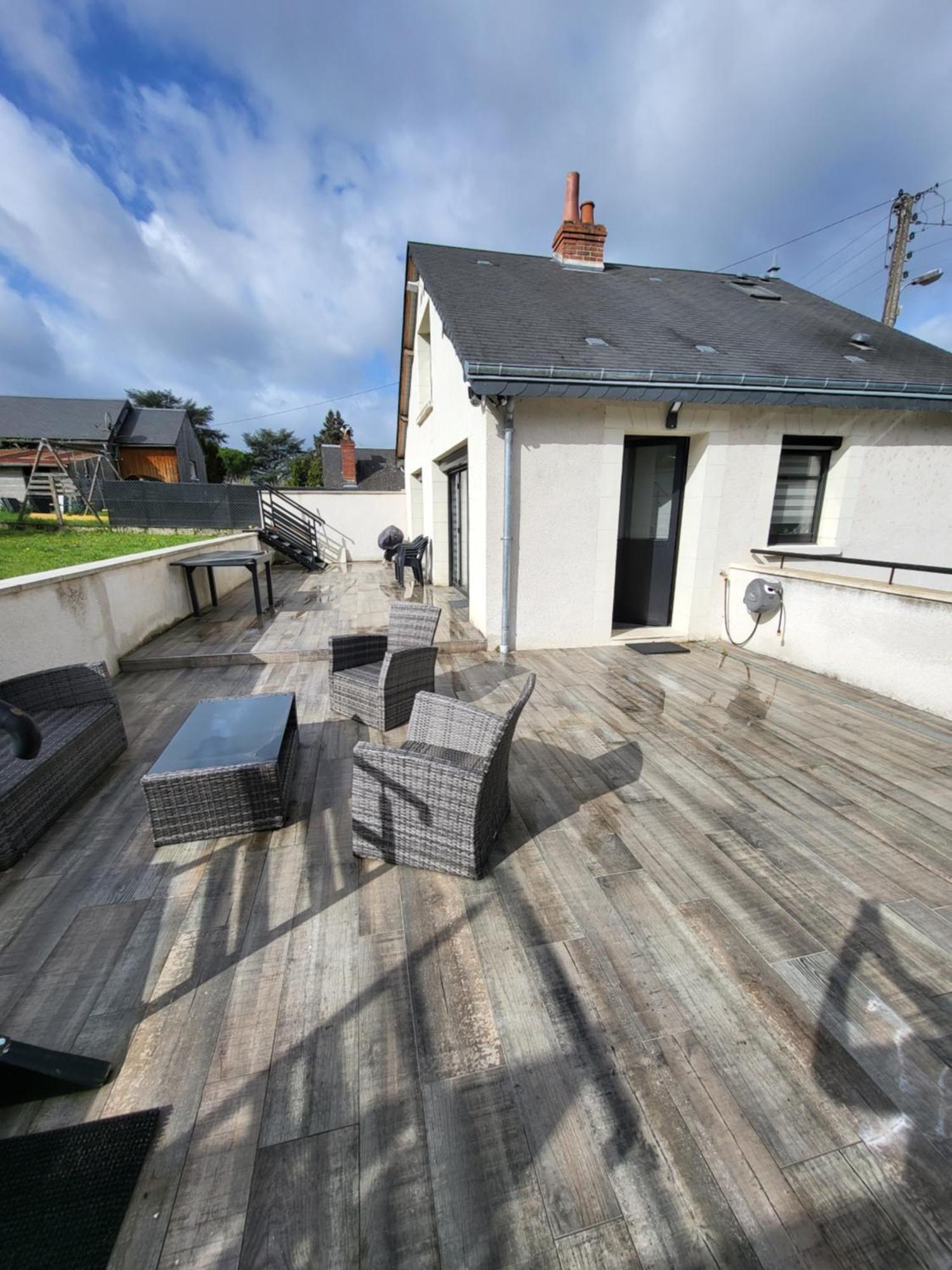 Joli Appartement Avec Vue Sur La Loire Amboise Exterior photo